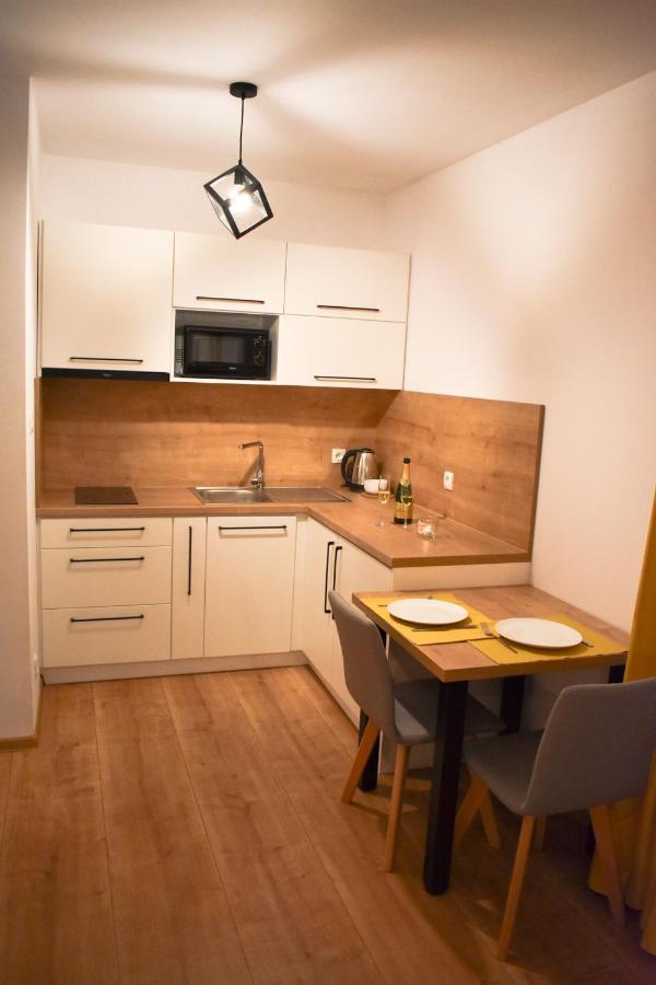Apartmany Runi สตารา เลชนา ภายนอก รูปภาพ