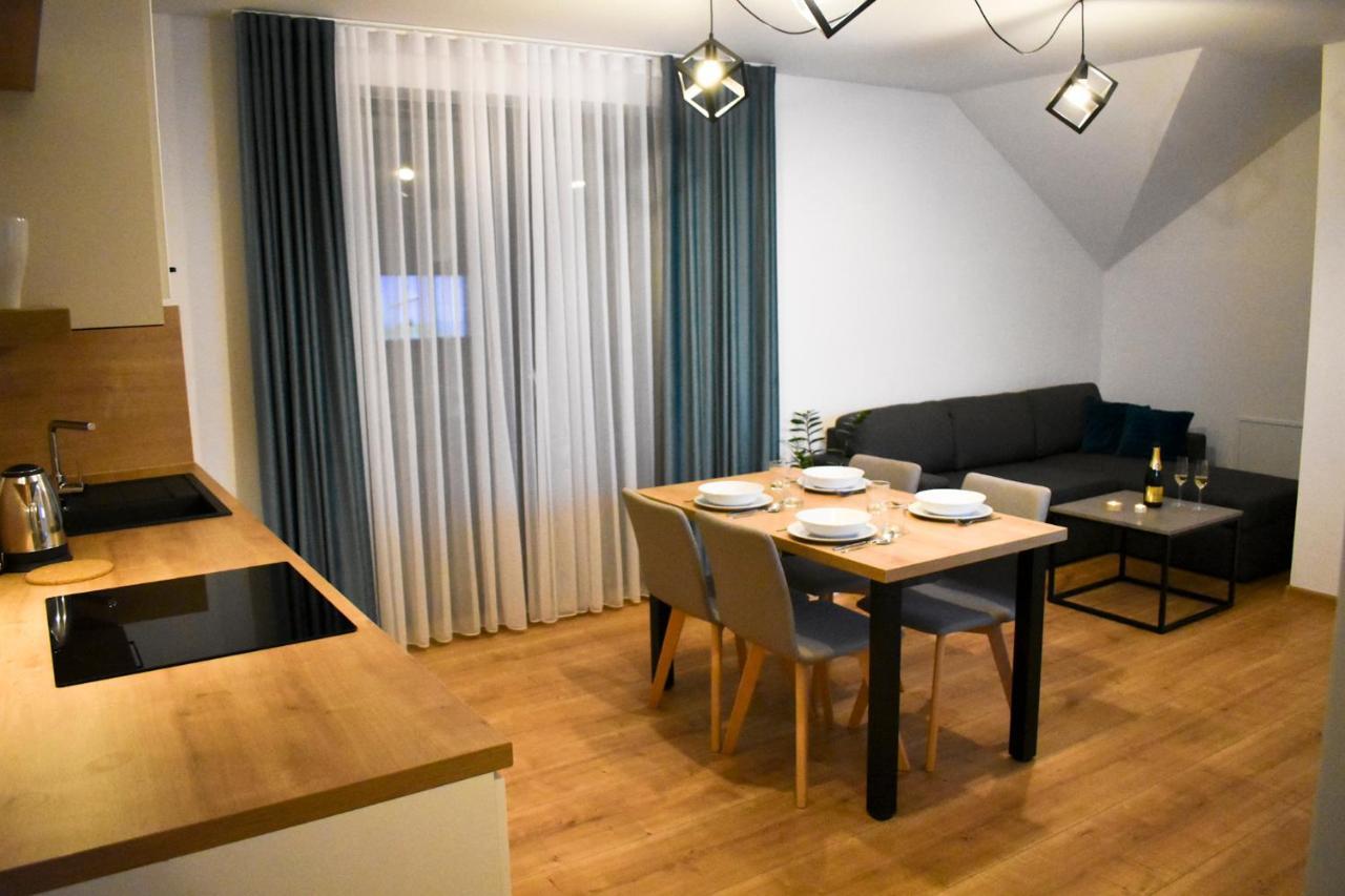 Apartmany Runi สตารา เลชนา ภายนอก รูปภาพ