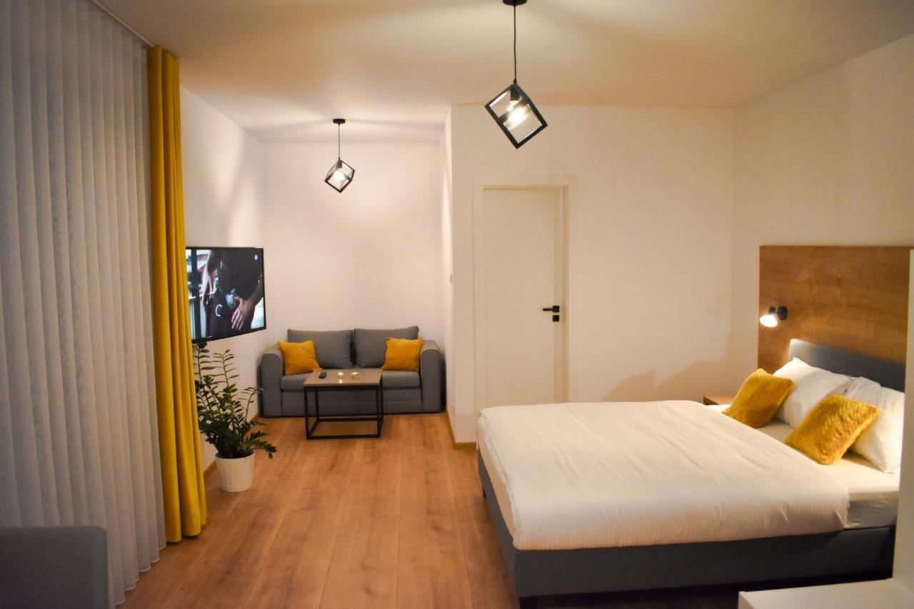 Apartmany Runi สตารา เลชนา ภายนอก รูปภาพ