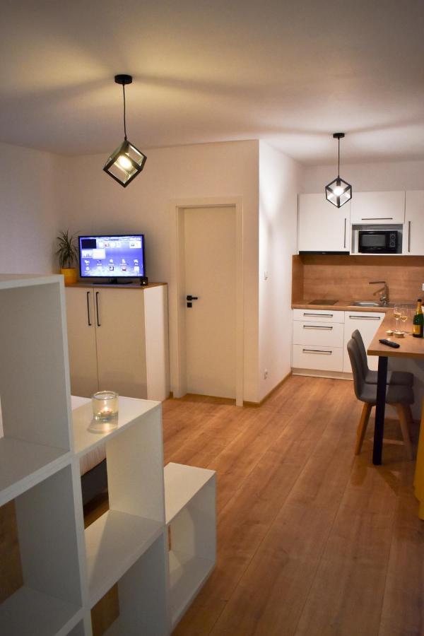 Apartmany Runi สตารา เลชนา ภายนอก รูปภาพ