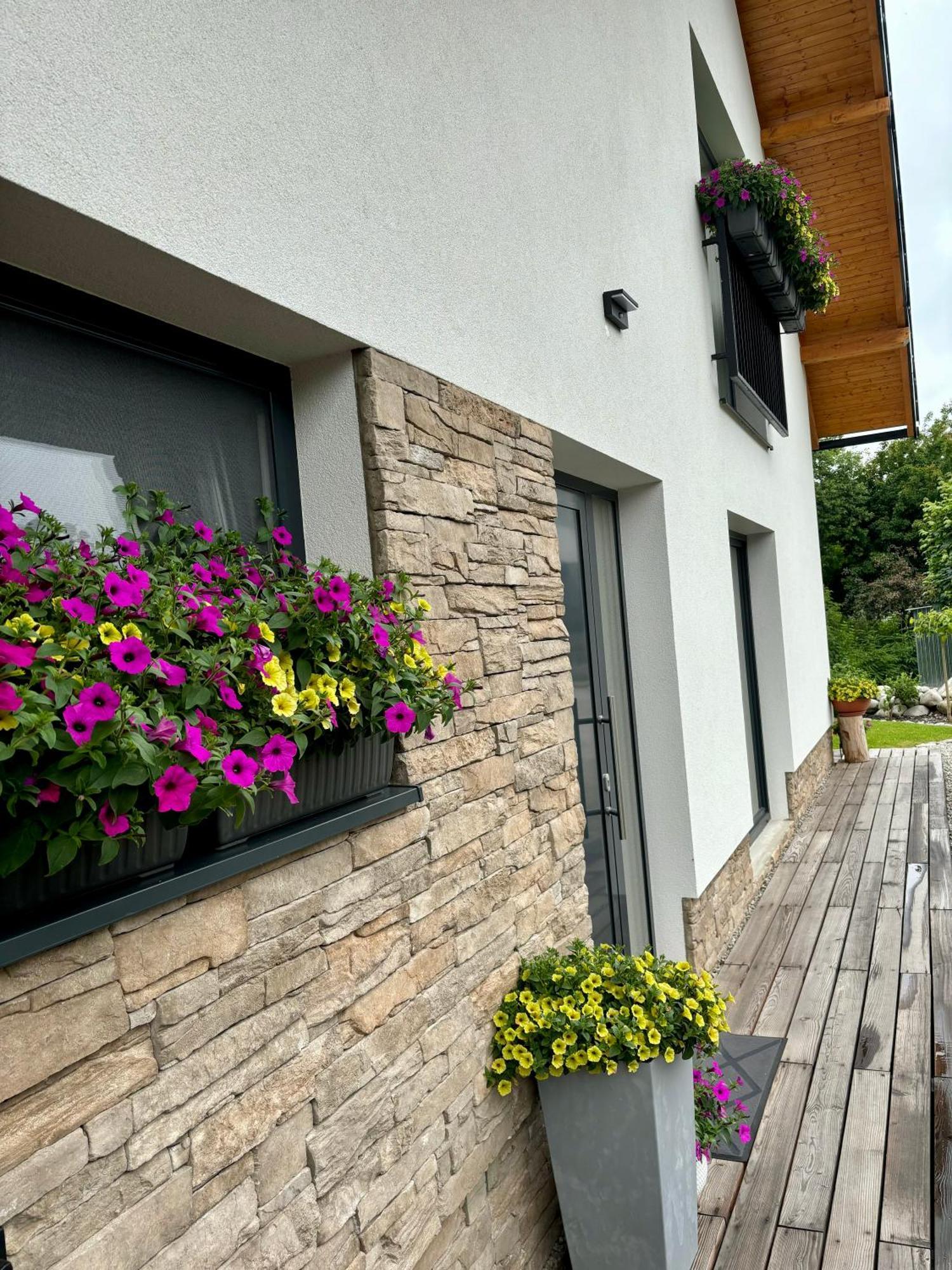 Apartmany Runi สตารา เลชนา ภายนอก รูปภาพ